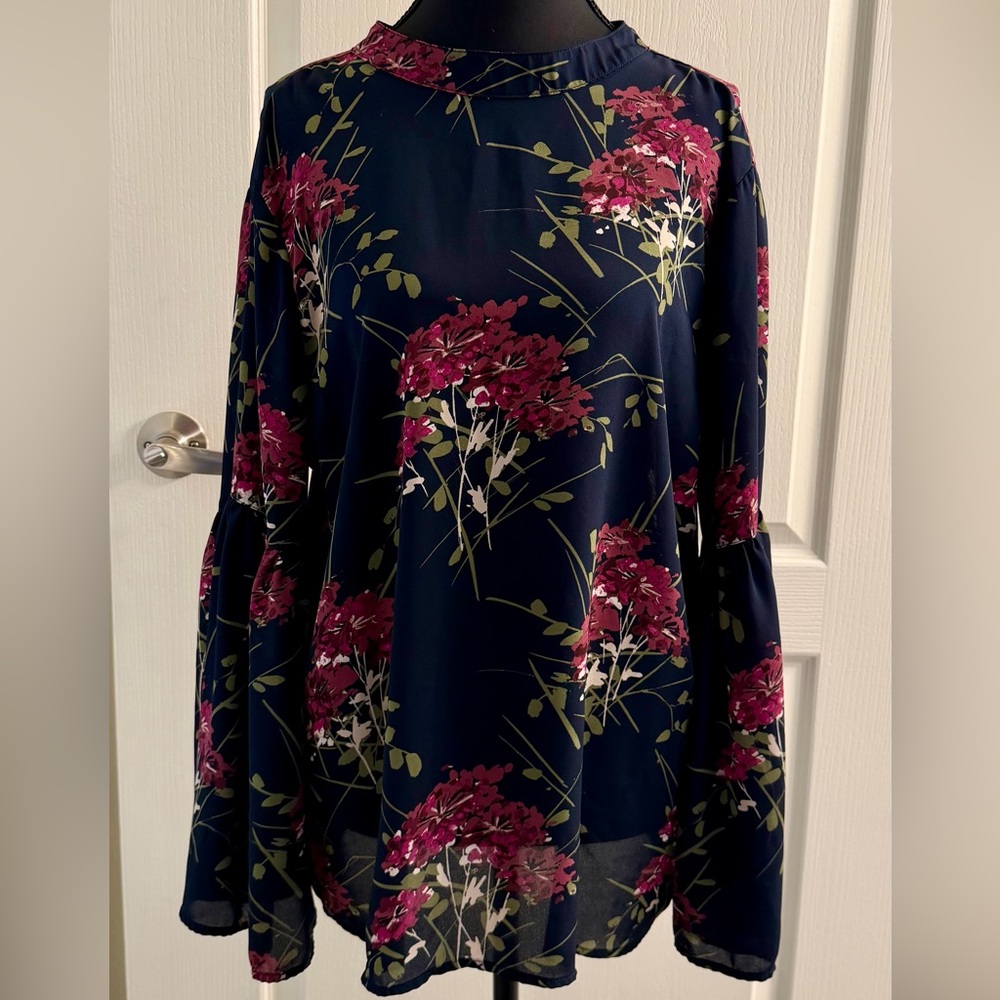 LOFT Outlet Tie Back Floral Blouse
